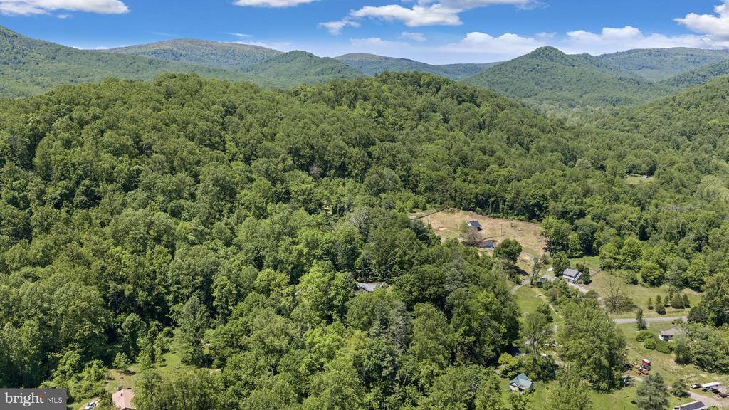 105 SWINDLER HOLLOW RD, SPERRYVILLE, Virginia 22740, 3 Bedrooms Bedrooms, ,2 BathroomsBathrooms,Residential,105 SWINDLER HOLLOW RD,VARP2002648 MLS # VARP2002648