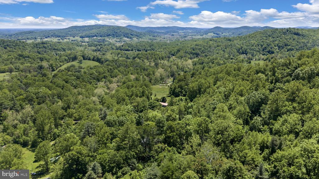 105 SWINDLER HOLLOW RD, SPERRYVILLE, Virginia 22740, 3 Bedrooms Bedrooms, ,2 BathroomsBathrooms,Residential,105 SWINDLER HOLLOW RD,VARP2002648 MLS # VARP2002648