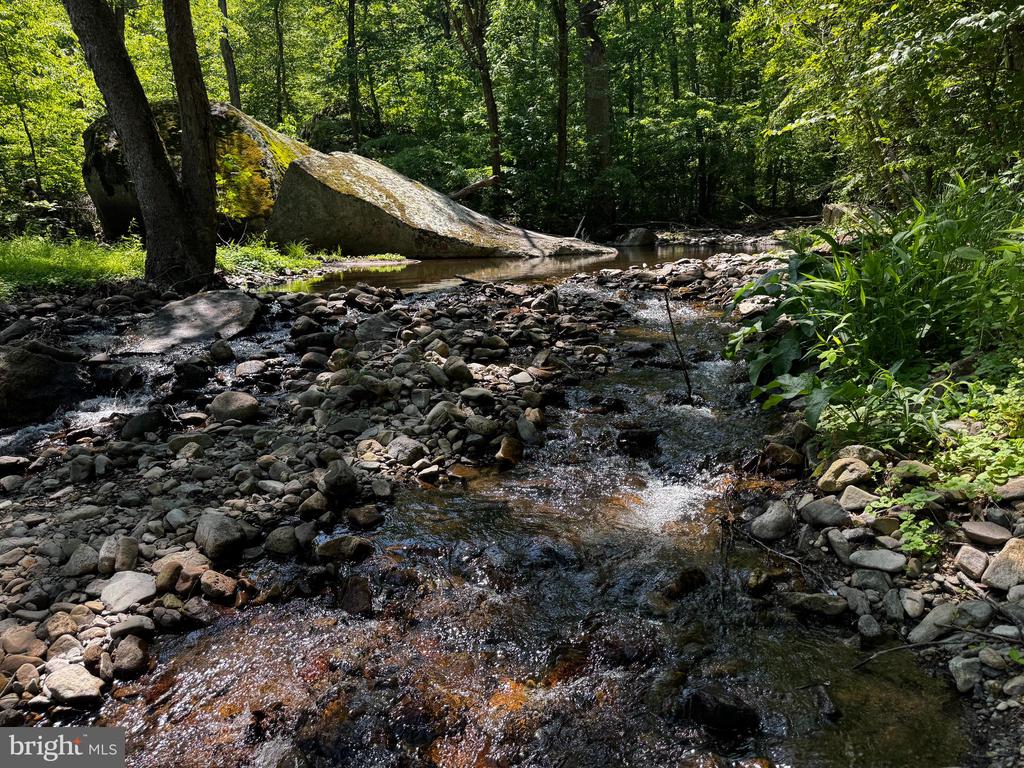 105 SWINDLER HOLLOW RD, SPERRYVILLE, Virginia 22740, 3 Bedrooms Bedrooms, ,2 BathroomsBathrooms,Residential,105 SWINDLER HOLLOW RD,VARP2002648 MLS # VARP2002648