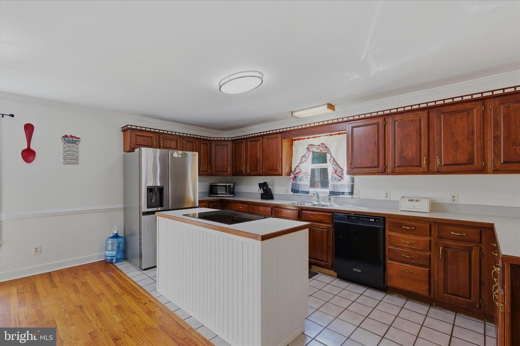 7002 ASPEN LN, SPOTSYLVANIA, Virginia 22551, 4 Bedrooms Bedrooms, ,2 BathroomsBathrooms,Residential,7002 ASPEN LN,VASP2042070 MLS # VASP2042070 7002 ASPEN LN, SPOTSYLVANIA, Virginia 22551, 4 Bedrooms Bedrooms, ,2 BathroomsBathrooms,Residential,7002 ASPEN LN,VASP2042070 MLS # VASP2042070