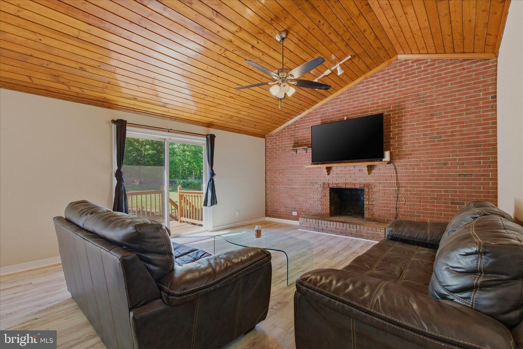 7002 ASPEN LN, SPOTSYLVANIA, Virginia 22551, 4 Bedrooms Bedrooms, ,2 BathroomsBathrooms,Residential,7002 ASPEN LN,VASP2042070 MLS # VASP2042070 7002 ASPEN LN, SPOTSYLVANIA, Virginia 22551, 4 Bedrooms Bedrooms, ,2 BathroomsBathrooms,Residential,7002 ASPEN LN,VASP2042070 MLS # VASP2042070