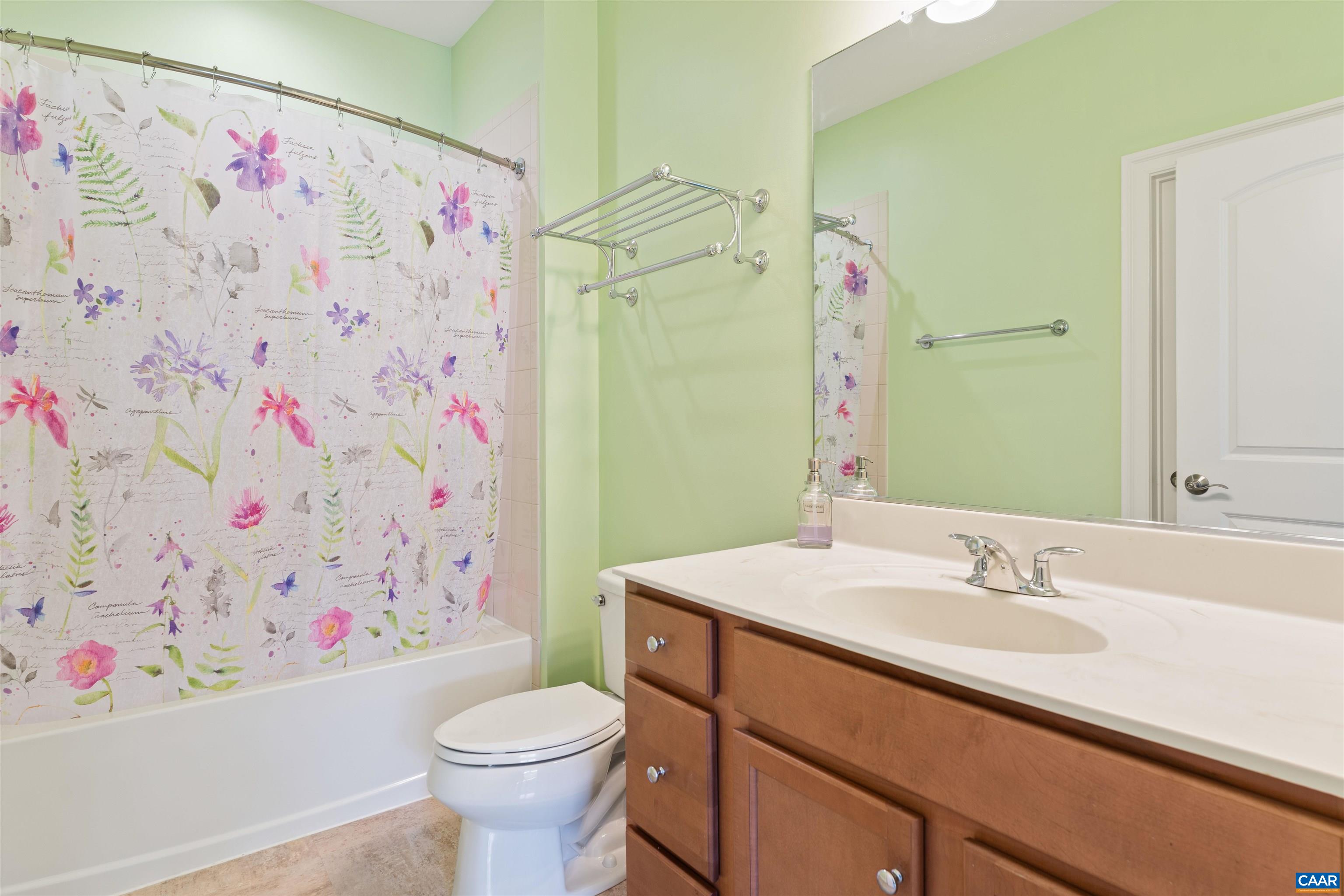 322 CLAIBOURNE RD, CROZET, Virginia 22932, 3 Bedrooms Bedrooms, ,2 BathroomsBathrooms,Residential,322 CLAIBOURNE RD,677247 MLS # 677247