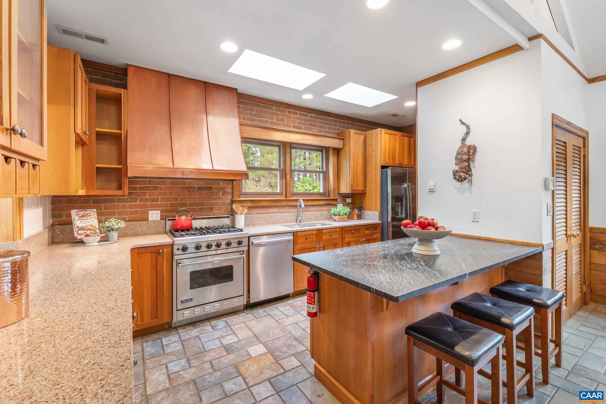 1930 WHITE HALL RD, CROZET, Virginia 22932, 4 Bedrooms Bedrooms, ,3 BathroomsBathrooms,Residential,DOGWOOD GLEN,1930 WHITE HALL RD,677273 MLS # 677273