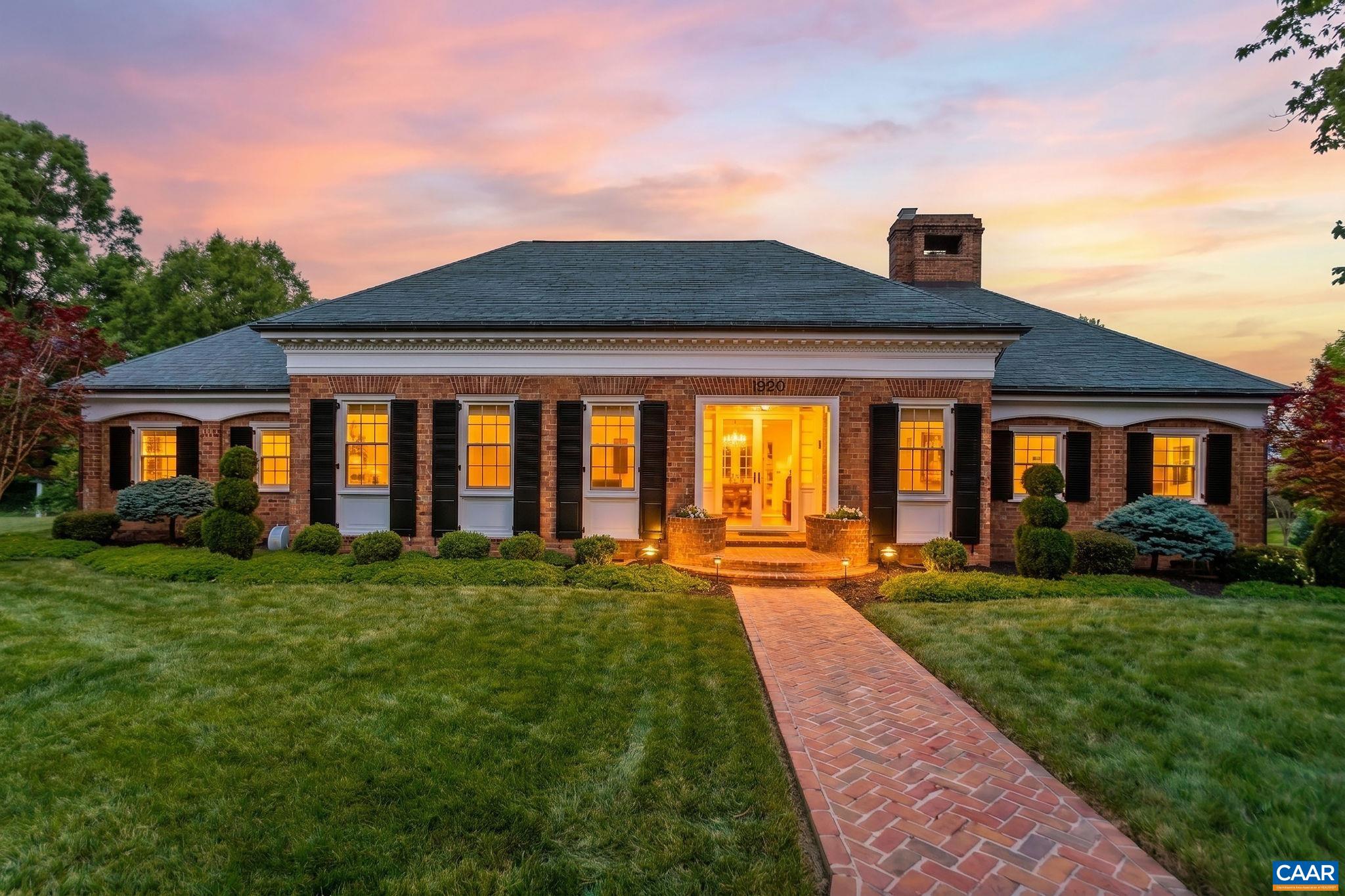 1080 FAIRWAY DR, WAYNESBORO, Virginia 22980, 3 Bedrooms Bedrooms, ,2 BathroomsBathrooms,Residential,1080 FAIRWAY DR,677352 MLS # 677352 1080 FAIRWAY DR, WAYNESBORO, Virginia 22980, 3 Bedrooms Bedrooms, ,2 BathroomsBathrooms,Residential,1080 FAIRWAY DR,677352 MLS # 677352