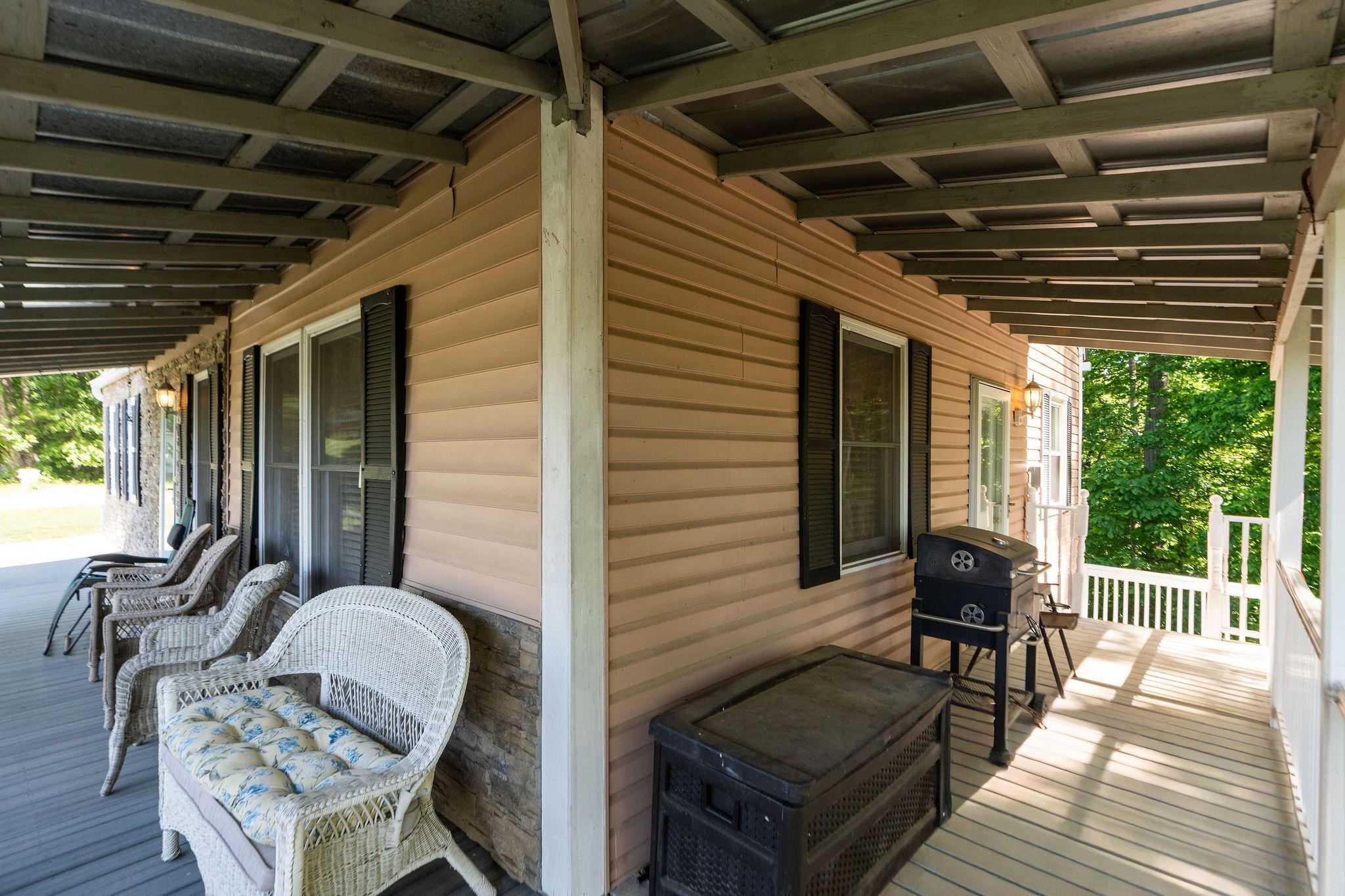 875 CAMPBELLS HOLLOW RD, MIDDLEBROOK, Virginia 24459, 3 Bedrooms Bedrooms, ,2 BathroomsBathrooms,Residential,875 CAMPBELLS HOLLOW RD,677353 MLS # 677353