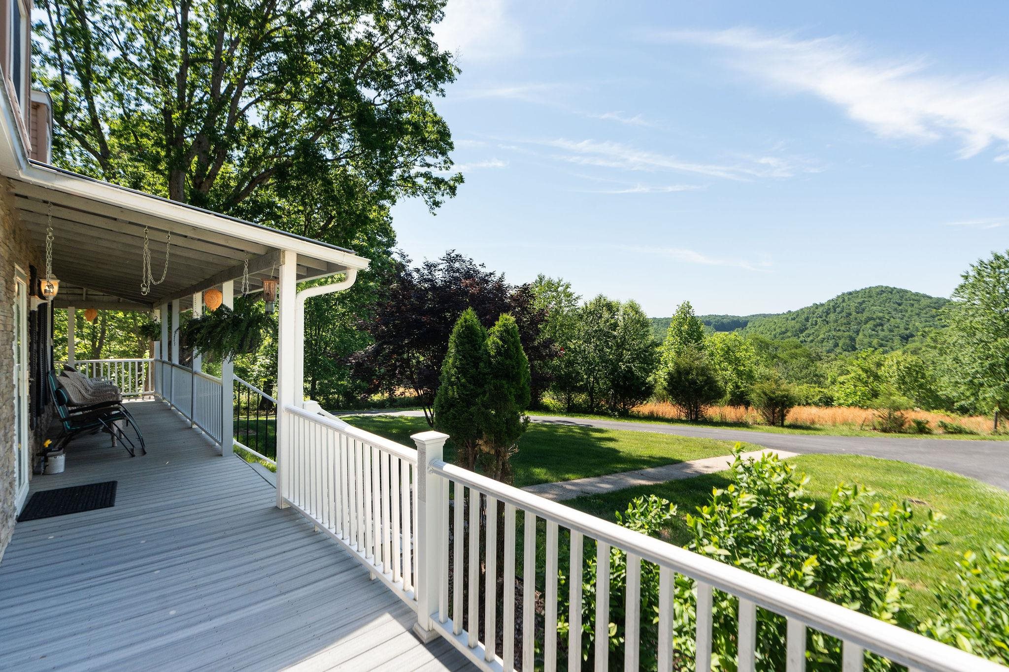 875 CAMPBELLS HOLLOW RD, MIDDLEBROOK, Virginia 24459, 3 Bedrooms Bedrooms, ,2 BathroomsBathrooms,Residential,875 CAMPBELLS HOLLOW RD,677353 MLS # 677353