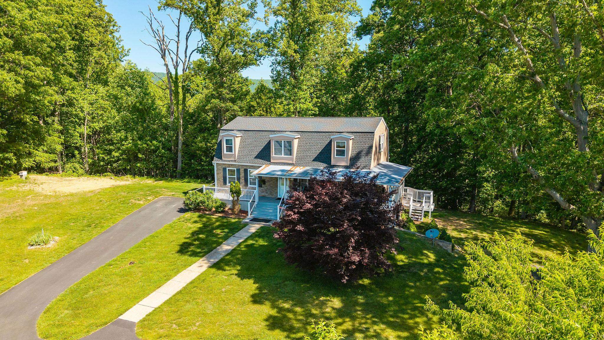875 CAMPBELLS HOLLOW RD, MIDDLEBROOK, Virginia 24459, 3 Bedrooms Bedrooms, ,2 BathroomsBathrooms,Residential,875 CAMPBELLS HOLLOW RD,677353 MLS # 677353