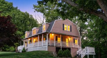 875 CAMPBELLS HOLLOW RD, MIDDLEBROOK, Virginia 24459, 3 Bedrooms Bedrooms, ,2 BathroomsBathrooms,Residential,875 CAMPBELLS HOLLOW RD,677353 MLS # 677353