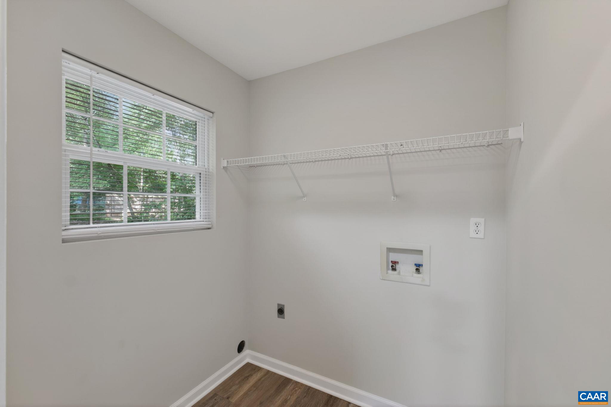 8 JENNINGS DR, PALMYRA, Virginia 22963, 3 Bedrooms Bedrooms, ,2 BathroomsBathrooms,Residential,8 JENNINGS DR,677354 MLS # 677354