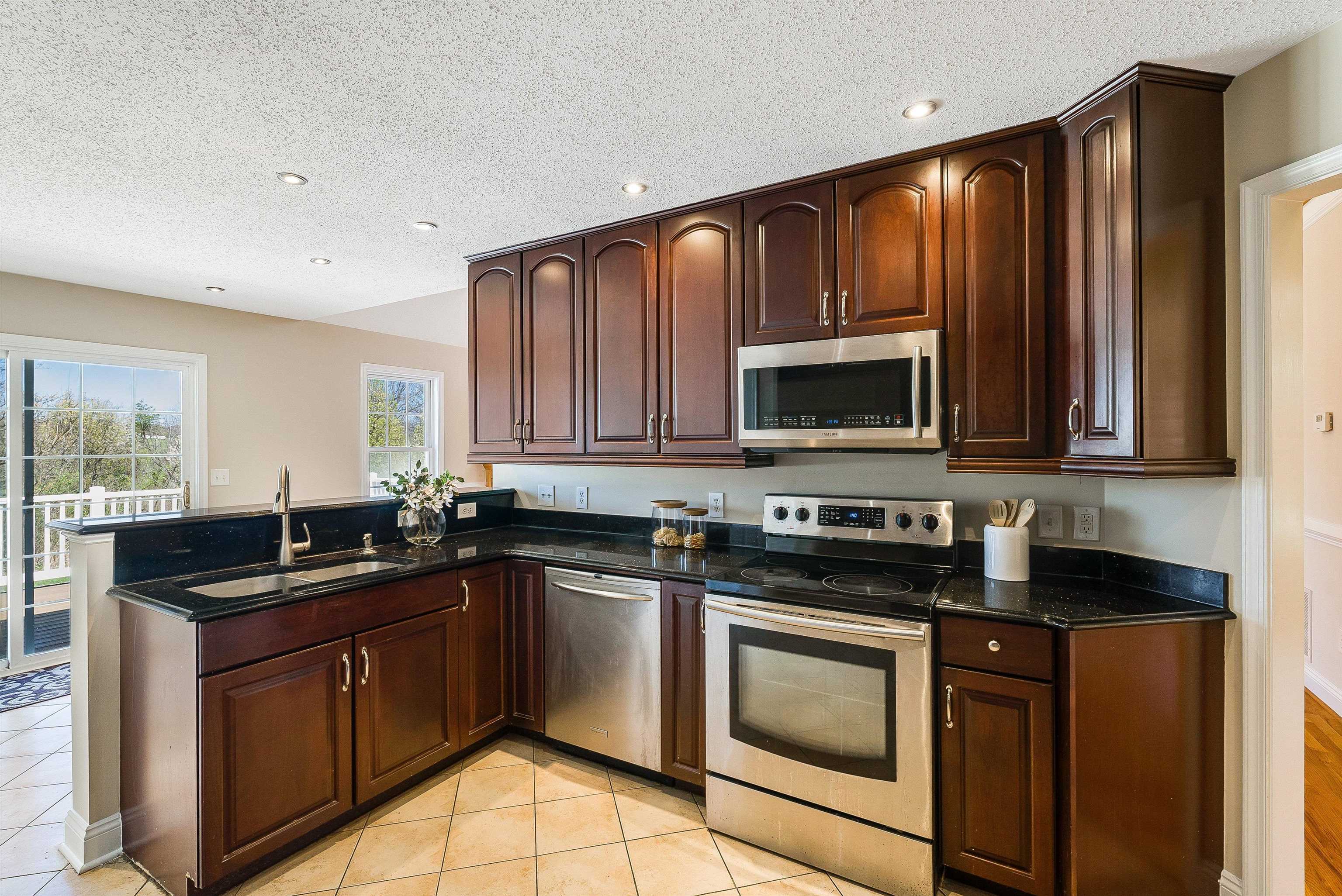 49 BOWMANS RUN DR, STUARTS DRAFT, Virginia 24477, 5 Bedrooms Bedrooms, ,3 BathroomsBathrooms,Residential,49 BOWMANS RUN DR,677357 MLS # 677357