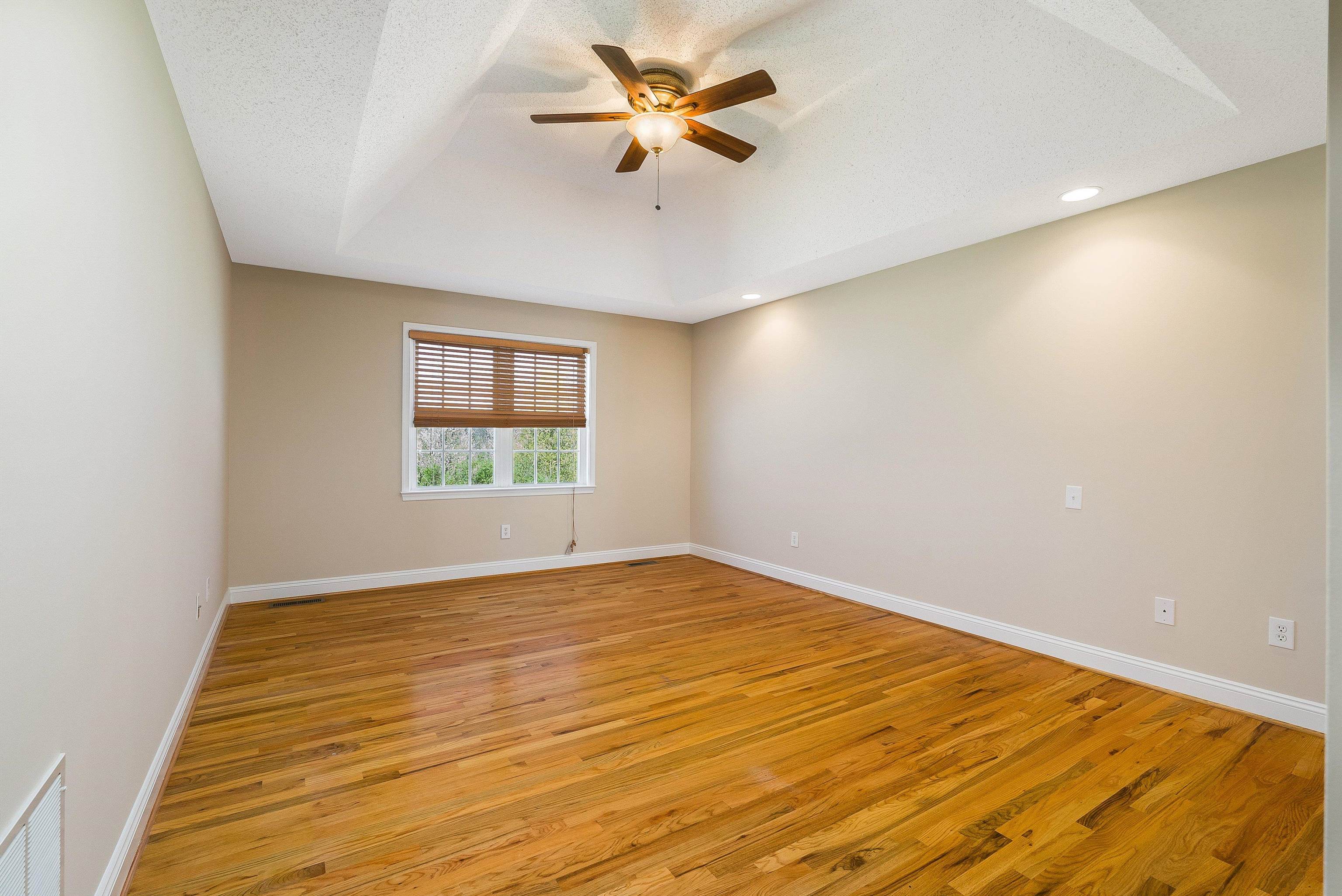 49 BOWMANS RUN DR, STUARTS DRAFT, Virginia 24477, 5 Bedrooms Bedrooms, ,3 BathroomsBathrooms,Residential,49 BOWMANS RUN DR,677357 MLS # 677357
