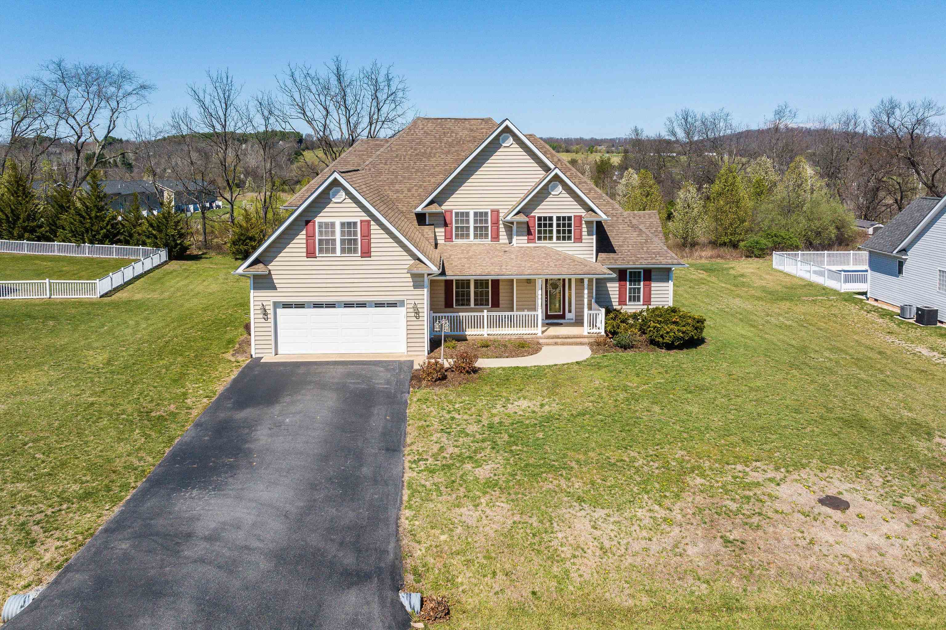 49 BOWMANS RUN DR, STUARTS DRAFT, Virginia 24477, 5 Bedrooms Bedrooms, ,3 BathroomsBathrooms,Residential,49 BOWMANS RUN DR,677357 MLS # 677357