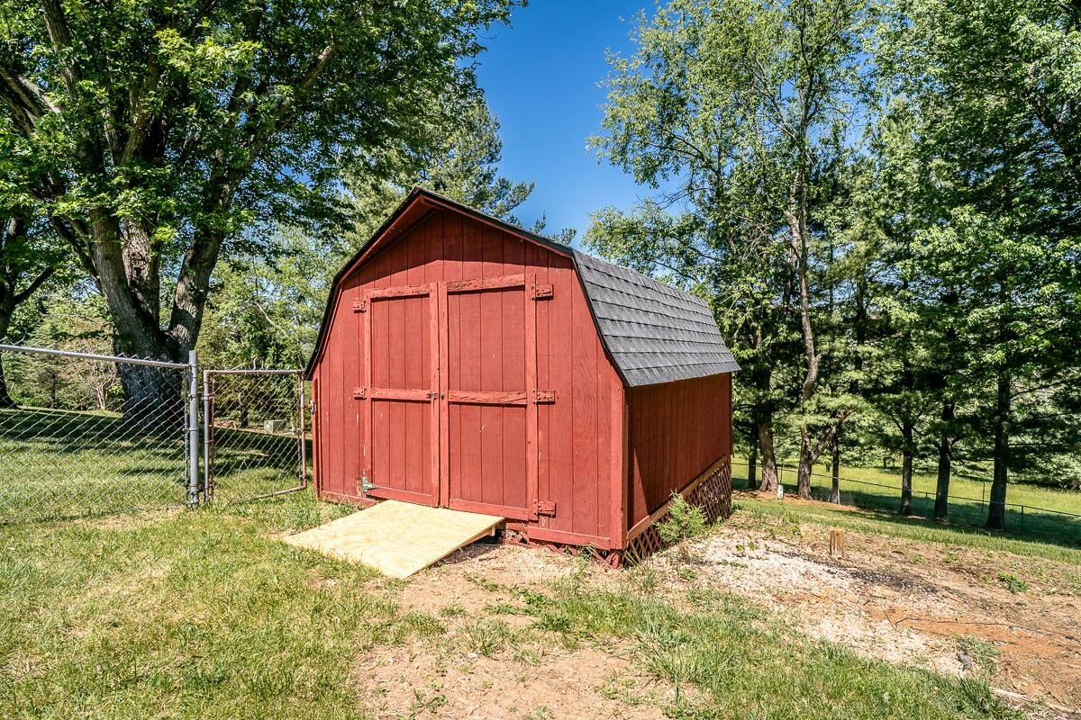 59 CONFEDERATE ST, VERONA, Virginia 24482, 4 Bedrooms Bedrooms, ,2 BathroomsBathrooms,Residential,59 CONFEDERATE ST,677364 MLS # 677364 59 CONFEDERATE ST, VERONA, Virginia 24482, 4 Bedrooms Bedrooms, ,2 BathroomsBathrooms,Residential,59 CONFEDERATE ST,677364 MLS # 677364