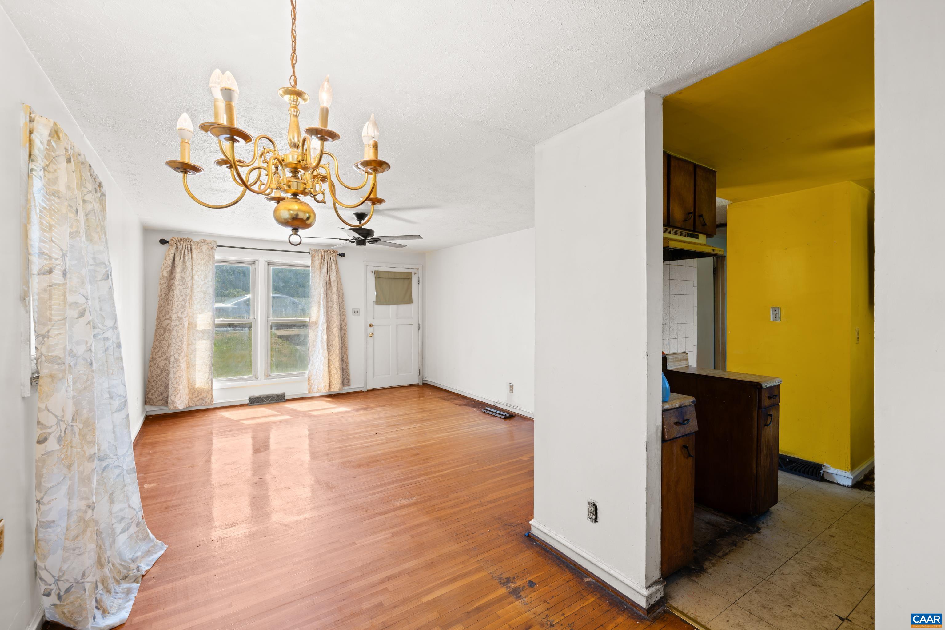 837 RIDGE ST, CHARLOTTESVILLE, Virginia 22902, 3 Bedrooms Bedrooms, ,1 BathroomBathrooms,Residential,837 RIDGE ST,677365 MLS # 677365 837 RIDGE ST, CHARLOTTESVILLE, Virginia 22902, 3 Bedrooms Bedrooms, ,1 BathroomBathrooms,Residential,837 RIDGE ST,677365 MLS # 677365