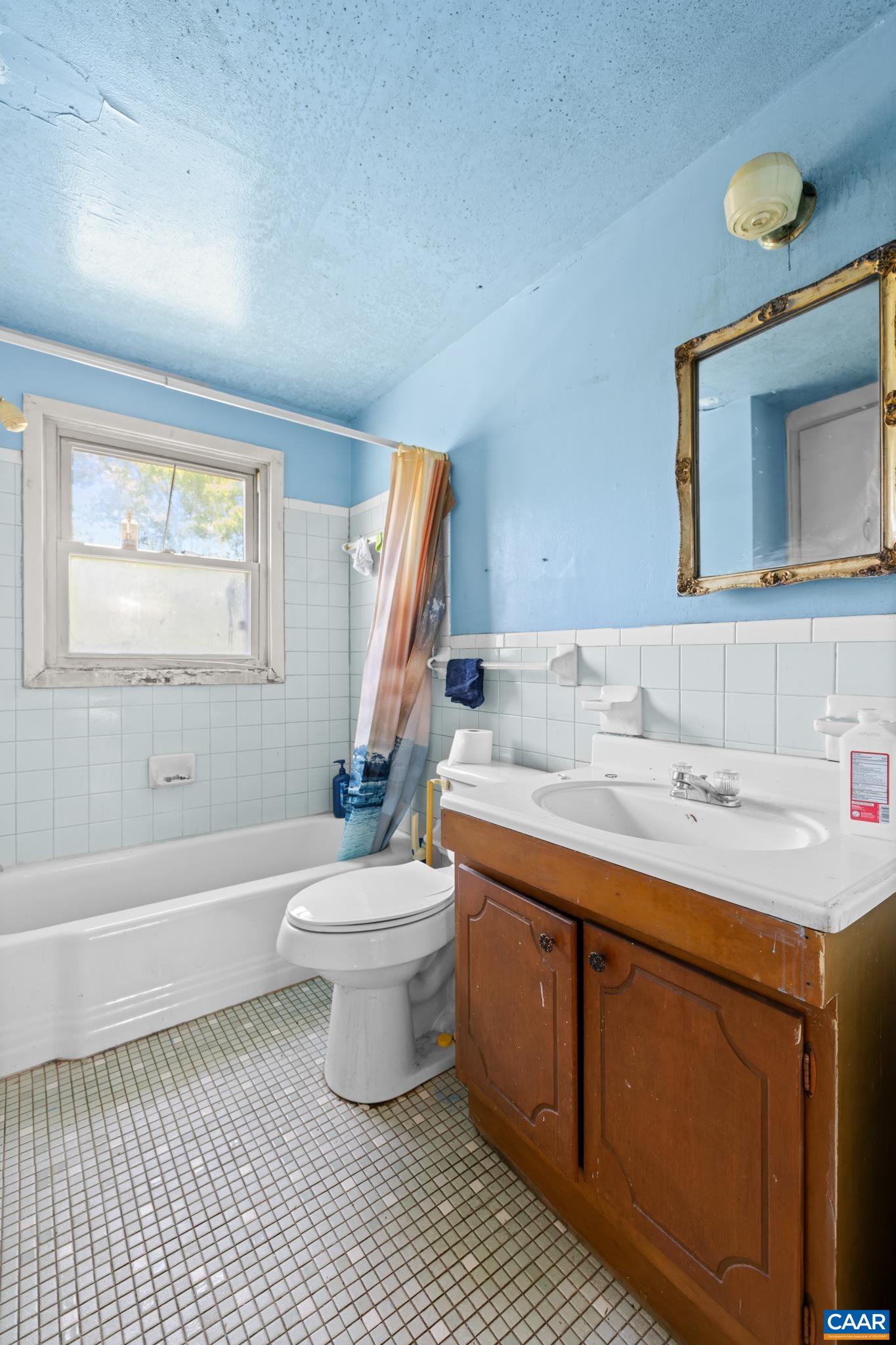 837 RIDGE ST, CHARLOTTESVILLE, Virginia 22902, 3 Bedrooms Bedrooms, ,1 BathroomBathrooms,Residential,837 RIDGE ST,677365 MLS # 677365 837 RIDGE ST, CHARLOTTESVILLE, Virginia 22902, 3 Bedrooms Bedrooms, ,1 BathroomBathrooms,Residential,837 RIDGE ST,677365 MLS # 677365