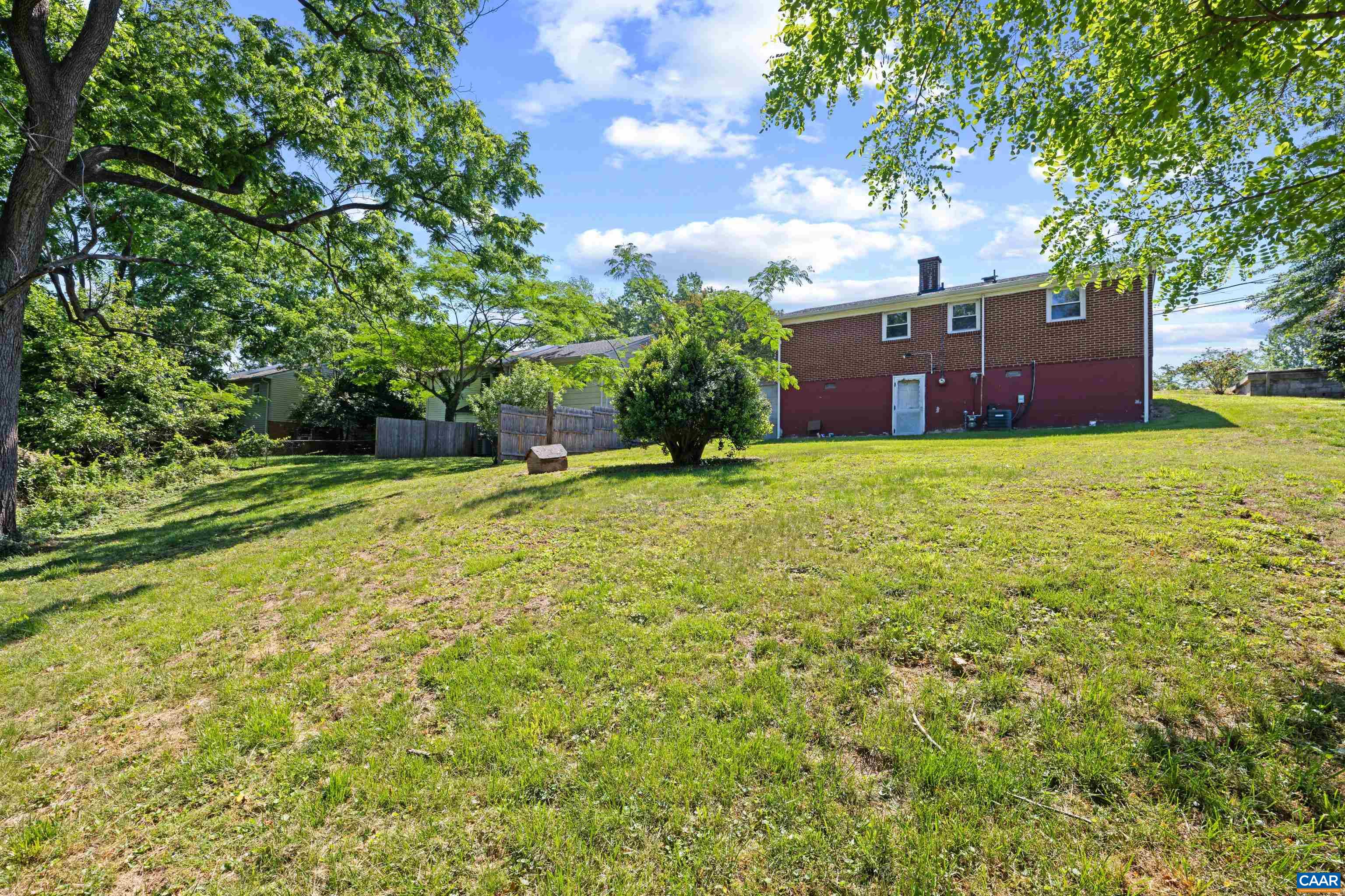 837 RIDGE ST, CHARLOTTESVILLE, Virginia 22902, 3 Bedrooms Bedrooms, ,1 BathroomBathrooms,Residential,837 RIDGE ST,677365 MLS # 677365 837 RIDGE ST, CHARLOTTESVILLE, Virginia 22902, 3 Bedrooms Bedrooms, ,1 BathroomBathrooms,Residential,837 RIDGE ST,677365 MLS # 677365