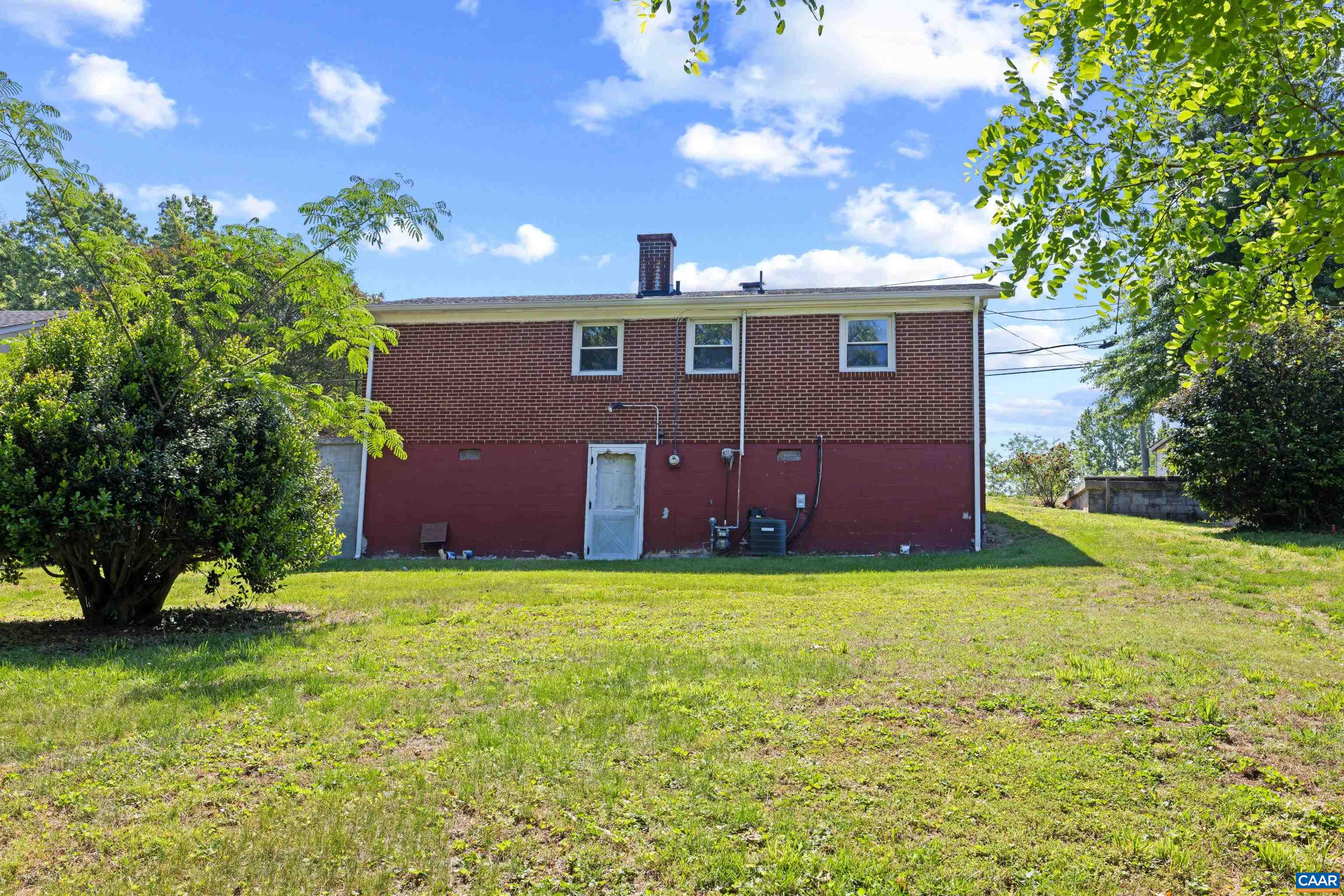 837 RIDGE ST, CHARLOTTESVILLE, Virginia 22902, 3 Bedrooms Bedrooms, ,1 BathroomBathrooms,Residential,837 RIDGE ST,677365 MLS # 677365 837 RIDGE ST, CHARLOTTESVILLE, Virginia 22902, 3 Bedrooms Bedrooms, ,1 BathroomBathrooms,Residential,837 RIDGE ST,677365 MLS # 677365
