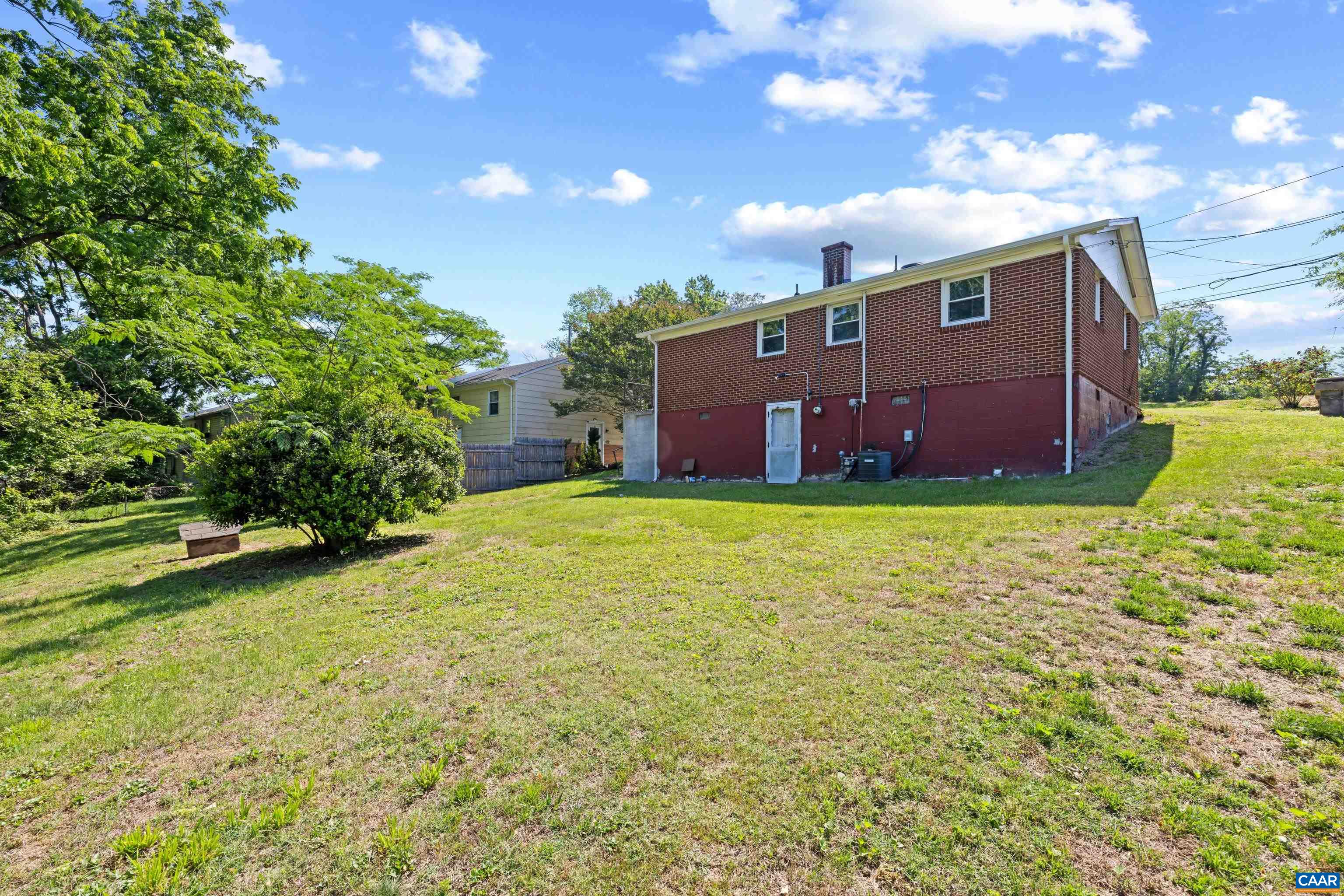 837 RIDGE ST, CHARLOTTESVILLE, Virginia 22902, 3 Bedrooms Bedrooms, ,1 BathroomBathrooms,Residential,837 RIDGE ST,677365 MLS # 677365 837 RIDGE ST, CHARLOTTESVILLE, Virginia 22902, 3 Bedrooms Bedrooms, ,1 BathroomBathrooms,Residential,837 RIDGE ST,677365 MLS # 677365