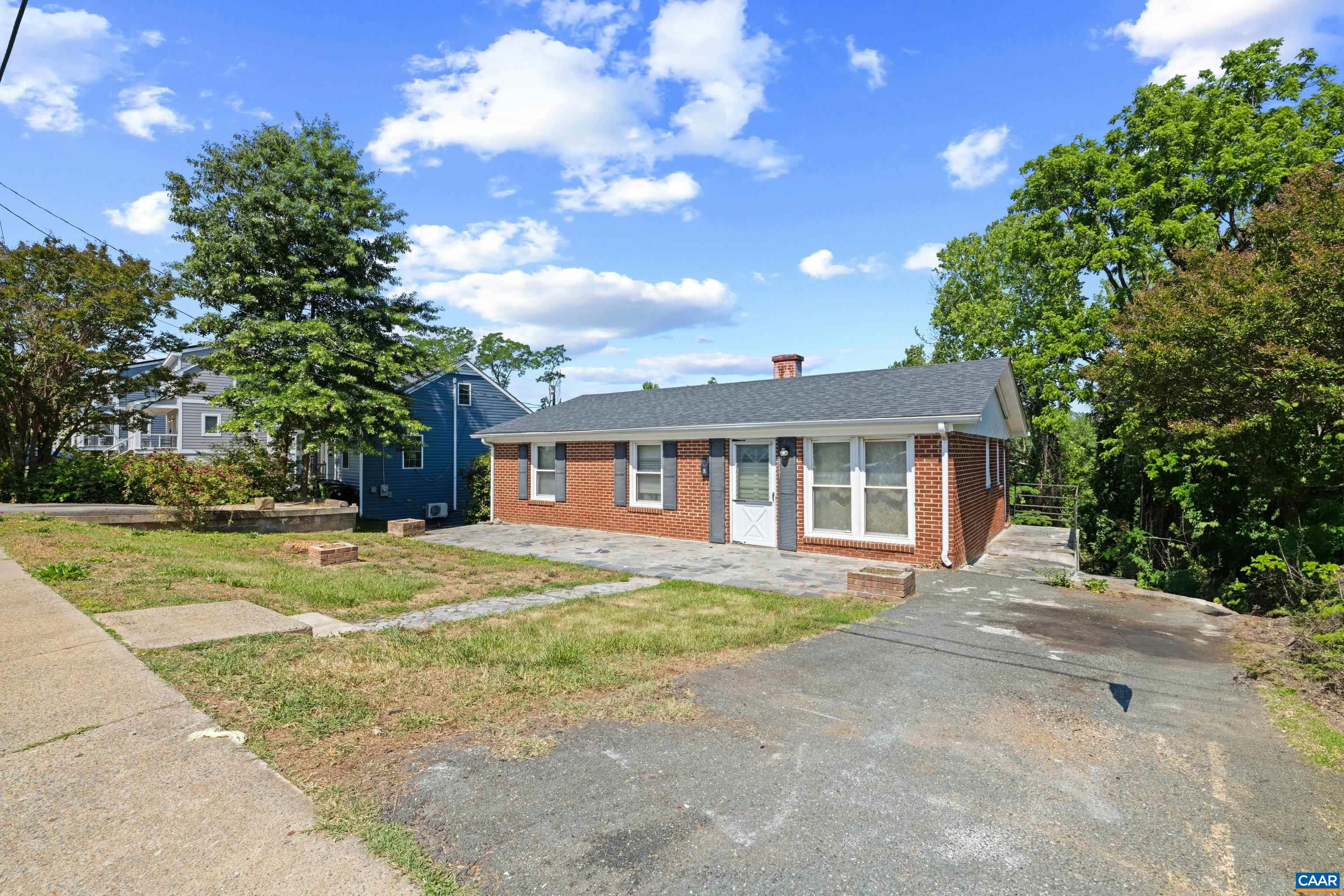 837 RIDGE ST, CHARLOTTESVILLE, Virginia 22902, 3 Bedrooms Bedrooms, ,1 BathroomBathrooms,Residential,837 RIDGE ST,677365 MLS # 677365 837 RIDGE ST, CHARLOTTESVILLE, Virginia 22902, 3 Bedrooms Bedrooms, ,1 BathroomBathrooms,Residential,837 RIDGE ST,677365 MLS # 677365