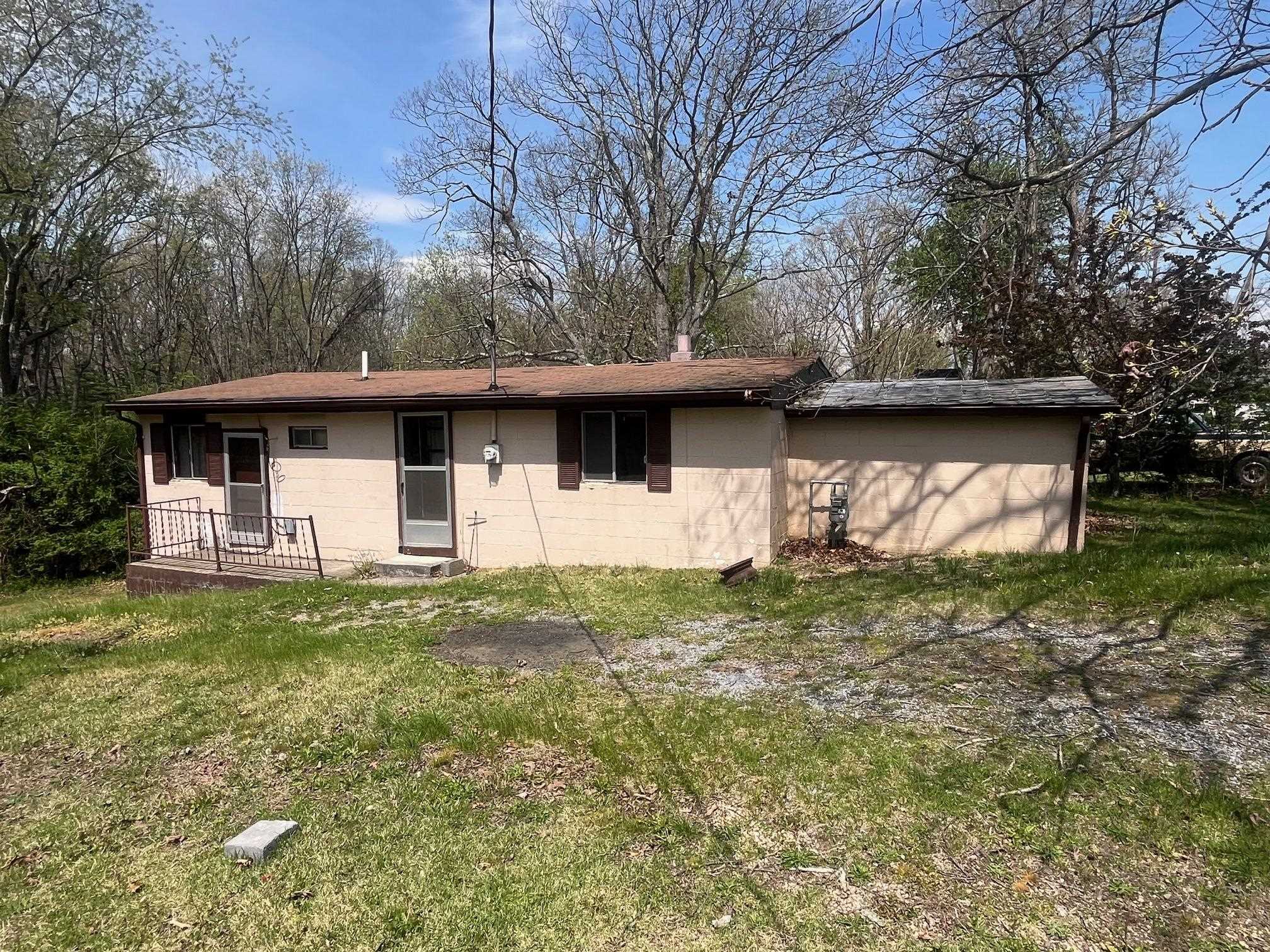 85 DODGE ST, STUARTS DRAFT, Virginia 24477, 2 Bedrooms Bedrooms, ,1 BathroomBathrooms,Residential,85 DODGE ST,677367 MLS # 677367
