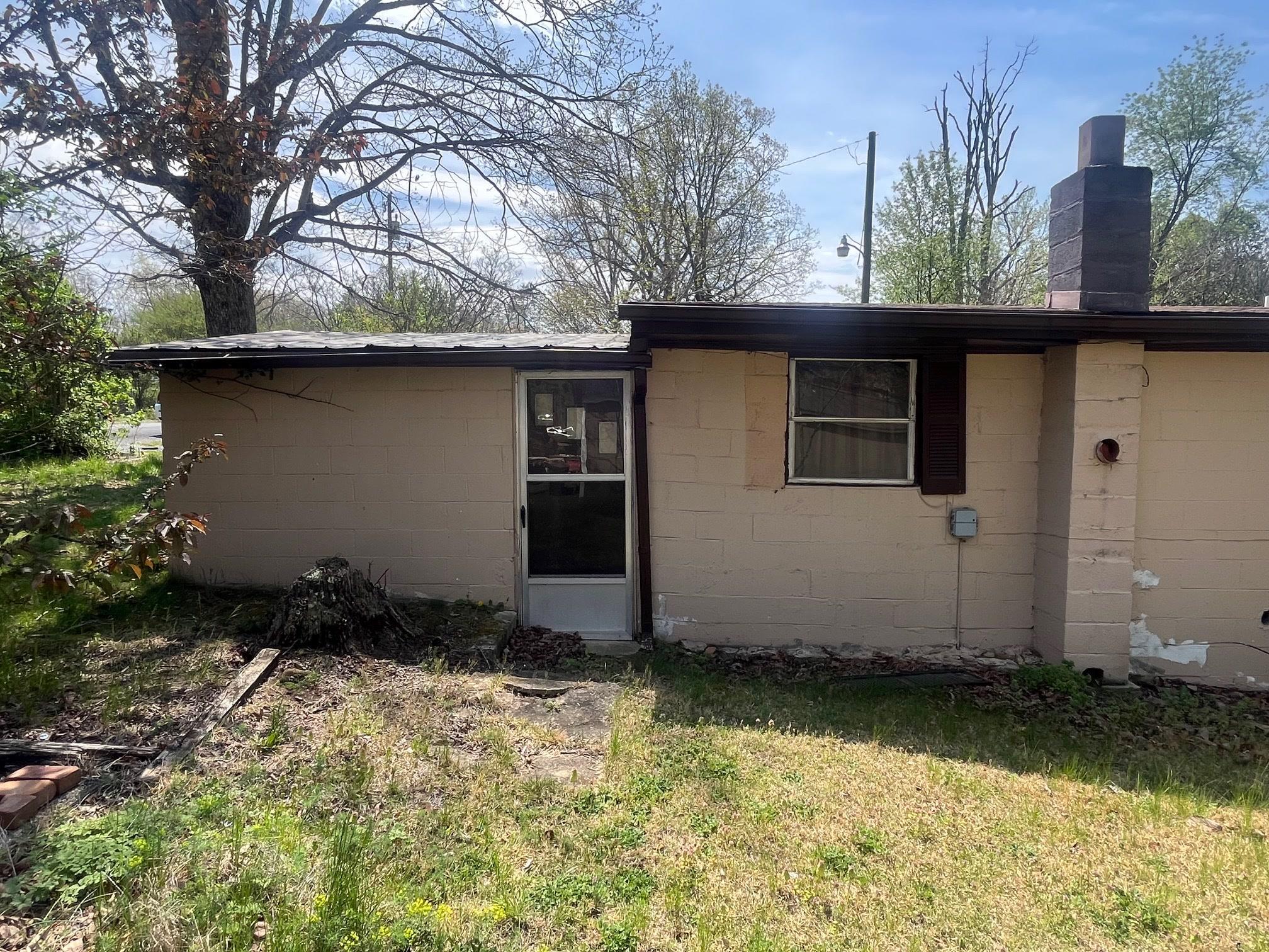 85 DODGE ST, STUARTS DRAFT, Virginia 24477, 2 Bedrooms Bedrooms, ,1 BathroomBathrooms,Residential,85 DODGE ST,677367 MLS # 677367