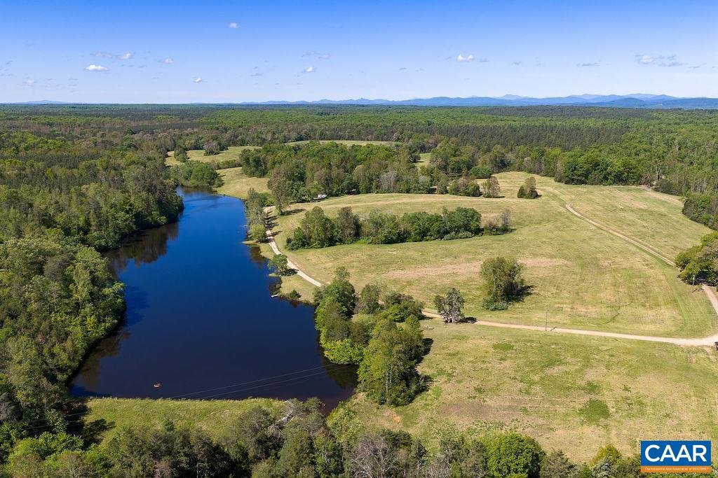 317 LAKE VIEW LN, PALMYRA, Virginia 22963, ,Farm,Jefferson Lake Farm,317 LAKE VIEW LN,677397 MLS # 677397