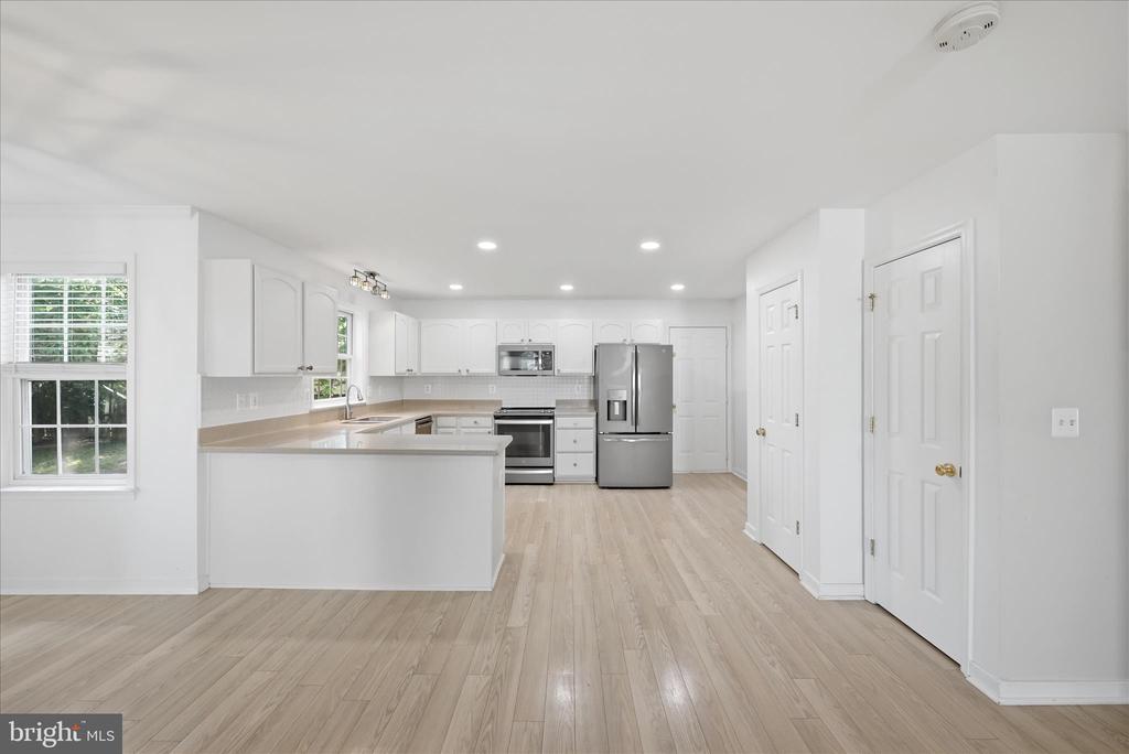 5811 GLEN EAGLES DR, FREDERICKSBURG, Virginia 22407, 4 Bedrooms Bedrooms, ,4 BathroomsBathrooms,Residential,5811 GLEN EAGLES DR,VASP2040596 MLS # VASP2040596 5811 GLEN EAGLES DR, FREDERICKSBURG, Virginia 22407, 4 Bedrooms Bedrooms, ,4 BathroomsBathrooms,Residential,5811 GLEN EAGLES DR,VASP2040596 MLS # VASP2040596