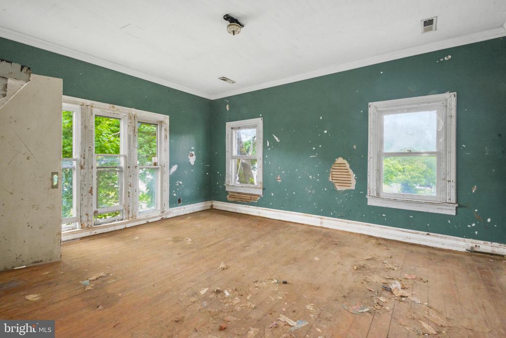 300 NORTH FRANKLIN, REMINGTON, Virginia 22734, 4 Bedrooms Bedrooms, ,4 BathroomsBathrooms,Residential,300 NORTH FRANKLIN,VAFQ2021954 MLS # VAFQ2021954 300 NORTH FRANKLIN, REMINGTON, Virginia 22734, 4 Bedrooms Bedrooms, ,4 BathroomsBathrooms,Residential,300 NORTH FRANKLIN,VAFQ2021954 MLS # VAFQ2021954