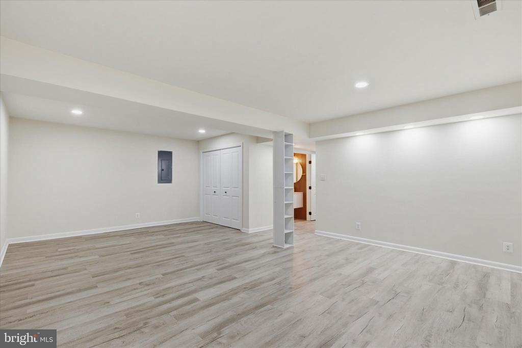 6501 PLANTATION FOREST DR, SPOTSYLVANIA, Virginia 22553, 3 Bedrooms Bedrooms, ,2 BathroomsBathrooms,Residential,6501 PLANTATION FOREST DR,VASP2042130 MLS # VASP2042130 6501 PLANTATION FOREST DR, SPOTSYLVANIA, Virginia 22553, 3 Bedrooms Bedrooms, ,2 BathroomsBathrooms,Residential,6501 PLANTATION FOREST DR,VASP2042130 MLS # VASP2042130