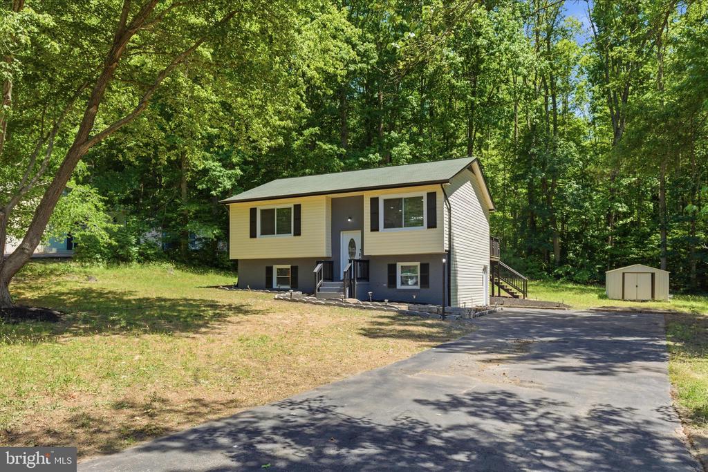 6501 PLANTATION FOREST DR, SPOTSYLVANIA, Virginia 22553, 3 Bedrooms Bedrooms, ,2 BathroomsBathrooms,Residential,6501 PLANTATION FOREST DR,VASP2042130 MLS # VASP2042130 6501 PLANTATION FOREST DR, SPOTSYLVANIA, Virginia 22553, 3 Bedrooms Bedrooms, ,2 BathroomsBathrooms,Residential,6501 PLANTATION FOREST DR,VASP2042130 MLS # VASP2042130