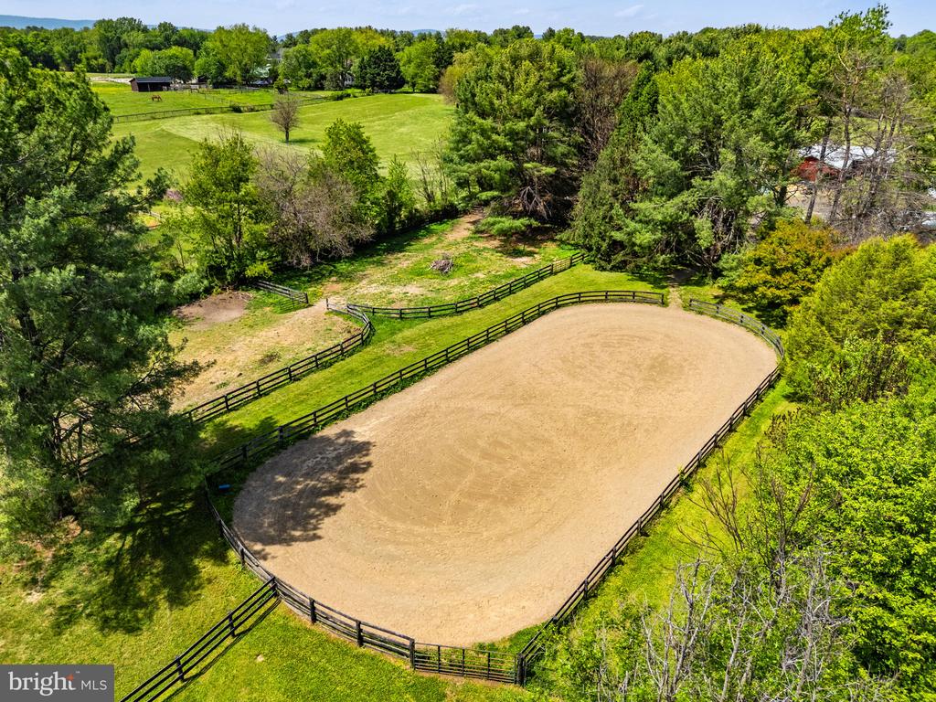 3934 RECTORTOWN RD, MARSHALL, Virginia 20115, 4 Bedrooms Bedrooms, ,2 BathroomsBathrooms,Residential,3934 RECTORTOWN RD,VAFQ2022142 MLS # VAFQ2022142