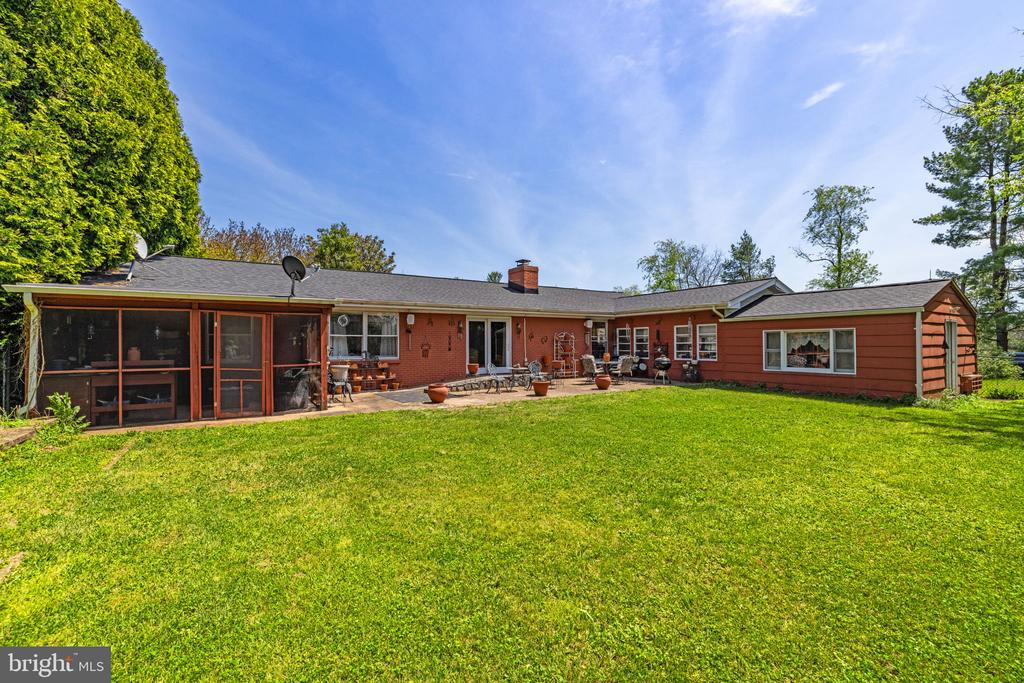 3934 RECTORTOWN RD, MARSHALL, Virginia 20115, 4 Bedrooms Bedrooms, ,2 BathroomsBathrooms,Residential,3934 RECTORTOWN RD,VAFQ2022142 MLS # VAFQ2022142