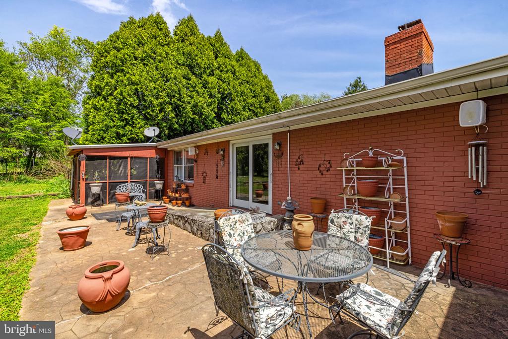 3934 RECTORTOWN RD, MARSHALL, Virginia 20115, 4 Bedrooms Bedrooms, ,2 BathroomsBathrooms,Residential,3934 RECTORTOWN RD,VAFQ2022142 MLS # VAFQ2022142