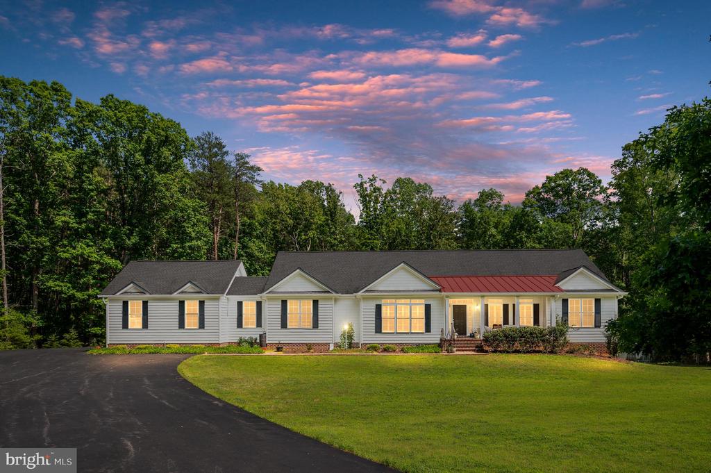 32454 GADSDEN LN, LOCUST GROVE, Virginia 22508, 4 Bedrooms Bedrooms, ,3 BathroomsBathrooms,Residential,32454 GADSDEN LN,VAOR2014192 MLS # VAOR2014192