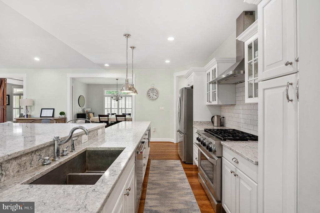 32454 GADSDEN LN, LOCUST GROVE, Virginia 22508, 4 Bedrooms Bedrooms, ,3 BathroomsBathrooms,Residential,32454 GADSDEN LN,VAOR2014192 MLS # VAOR2014192