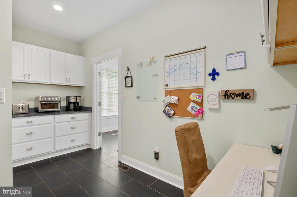 32454 GADSDEN LN, LOCUST GROVE, Virginia 22508, 4 Bedrooms Bedrooms, ,3 BathroomsBathrooms,Residential,32454 GADSDEN LN,VAOR2014192 MLS # VAOR2014192