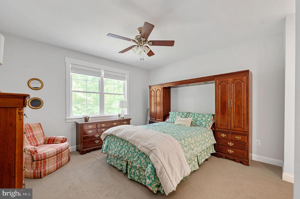 32454 GADSDEN LN, LOCUST GROVE, Virginia 22508, 4 Bedrooms Bedrooms, ,3 BathroomsBathrooms,Residential,32454 GADSDEN LN,VAOR2014192 MLS # VAOR2014192
