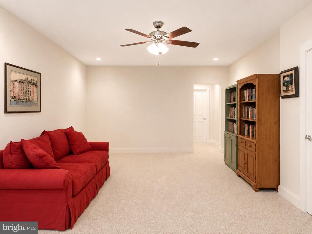 32454 GADSDEN LN, LOCUST GROVE, Virginia 22508, 4 Bedrooms Bedrooms, ,3 BathroomsBathrooms,Residential,32454 GADSDEN LN,VAOR2014192 MLS # VAOR2014192