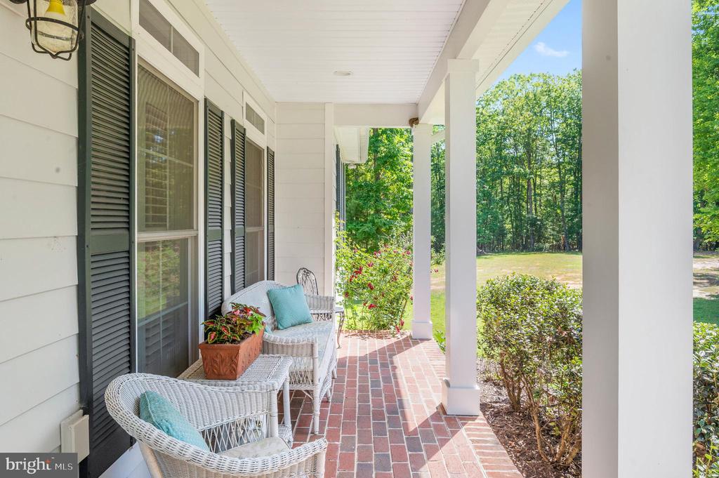 32454 GADSDEN LN, LOCUST GROVE, Virginia 22508, 4 Bedrooms Bedrooms, ,3 BathroomsBathrooms,Residential,32454 GADSDEN LN,VAOR2014192 MLS # VAOR2014192