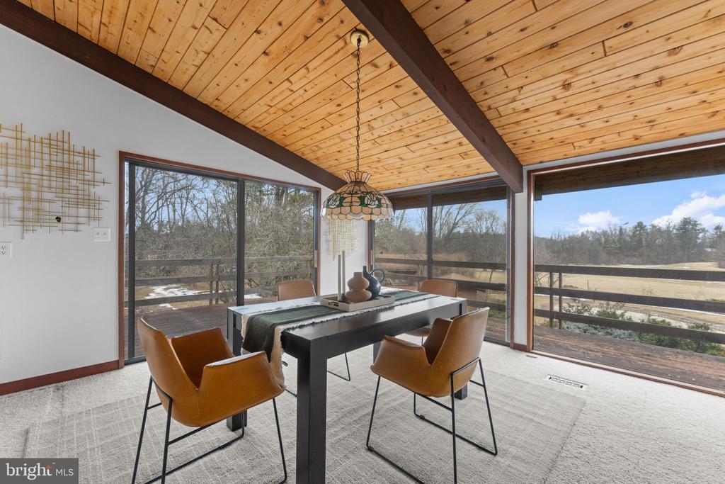 7099 GLEN CURTISS LN, WARRENTON, Virginia 20187, 4 Bedrooms Bedrooms, ,3 BathroomsBathrooms,Residential,7099 GLEN CURTISS LN,VAFQ2022134 MLS # VAFQ2022134