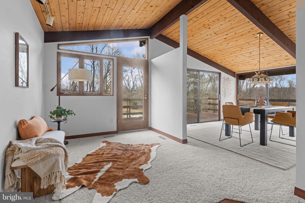 7099 GLEN CURTISS LN, WARRENTON, Virginia 20187, 4 Bedrooms Bedrooms, ,3 BathroomsBathrooms,Residential,7099 GLEN CURTISS LN,VAFQ2022134 MLS # VAFQ2022134