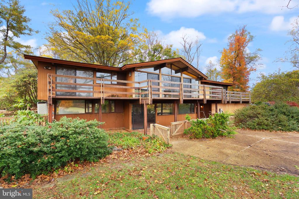 7099 GLEN CURTISS LN, WARRENTON, Virginia 20187, 4 Bedrooms Bedrooms, ,3 BathroomsBathrooms,Residential,7099 GLEN CURTISS LN,VAFQ2022134 MLS # VAFQ2022134