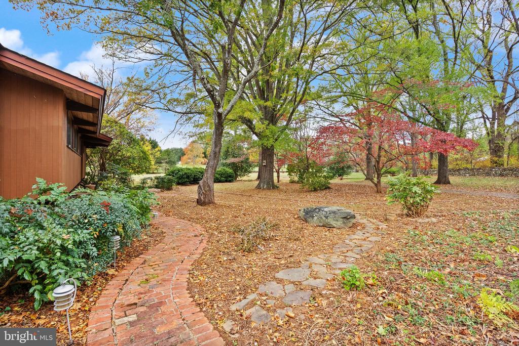 7099 GLEN CURTISS LN, WARRENTON, Virginia 20187, 4 Bedrooms Bedrooms, ,3 BathroomsBathrooms,Residential,7099 GLEN CURTISS LN,VAFQ2022134 MLS # VAFQ2022134 7099 GLEN CURTISS LN, WARRENTON, Virginia 20187, 4 Bedrooms Bedrooms, ,3 BathroomsBathrooms,Residential,7099 GLEN CURTISS LN,VAFQ2022134 MLS # VAFQ2022134