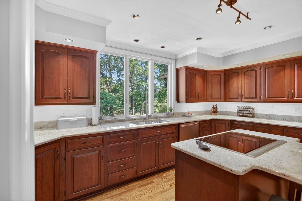 207 FAIRWAY DR, HARRISONBURG, Virginia 22802, 4 Bedrooms Bedrooms, ,3 BathroomsBathrooms,Residential,207 FAIRWAY DR,677224 MLS # 677224 207 FAIRWAY DR, HARRISONBURG, Virginia 22802, 4 Bedrooms Bedrooms, ,3 BathroomsBathrooms,Residential,207 FAIRWAY DR,677224 MLS # 677224