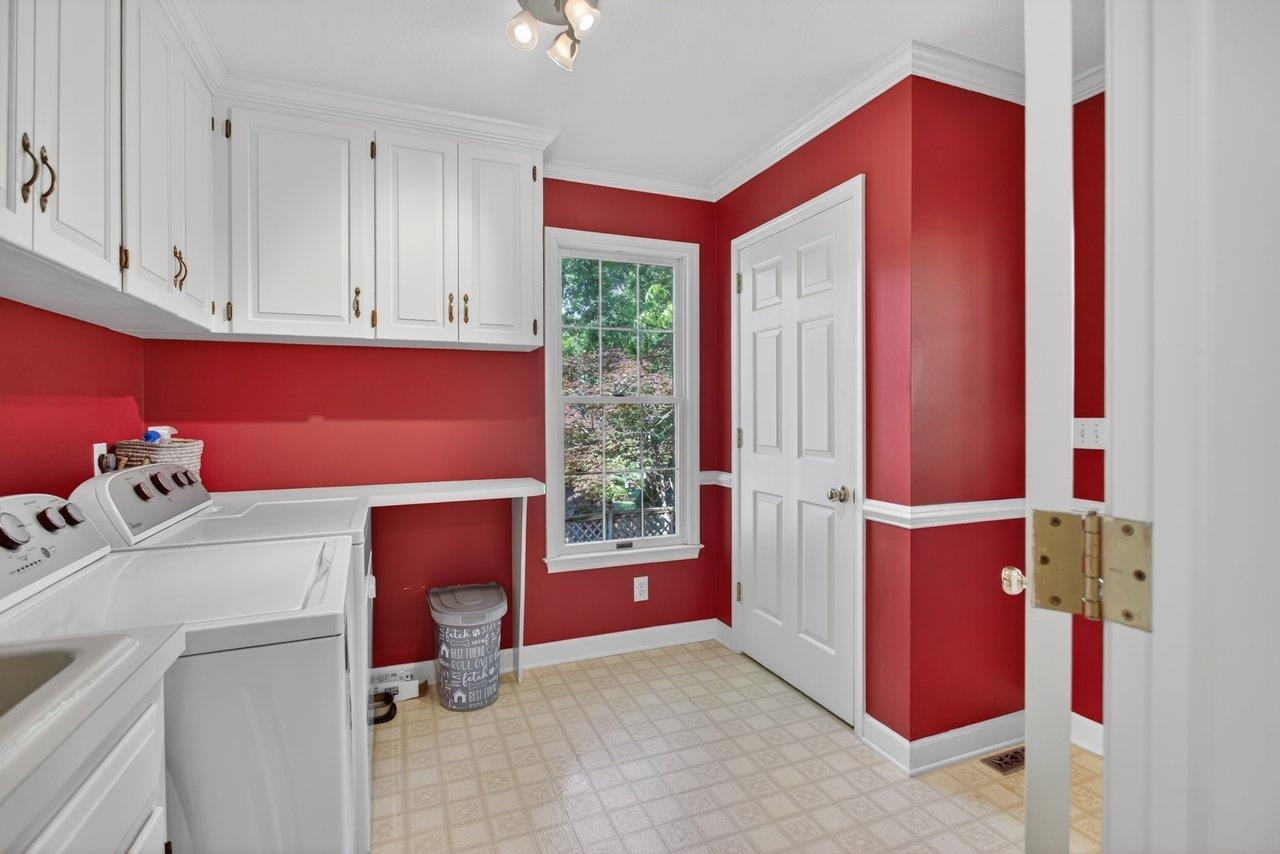 Amazing amount of cabinet space, a large sink, utility closet and a door leading out to the backyard. Amazing amount of cabinet space, a large sink, utility closet and a door leading out to the backyard.