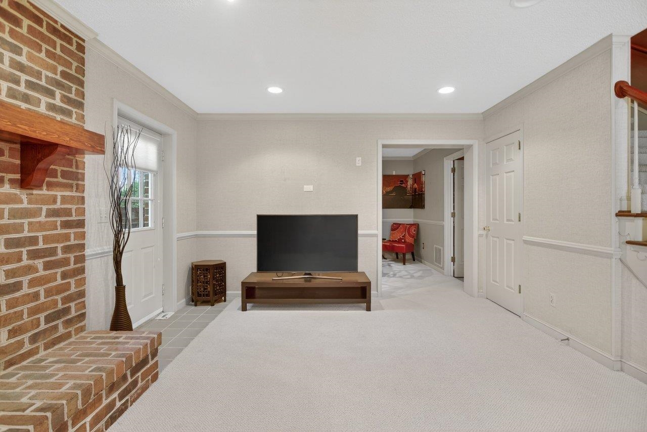 207 FAIRWAY DR, HARRISONBURG, Virginia 22802, 4 Bedrooms Bedrooms, ,3 BathroomsBathrooms,Residential,207 FAIRWAY DR,677224 MLS # 677224 207 FAIRWAY DR, HARRISONBURG, Virginia 22802, 4 Bedrooms Bedrooms, ,3 BathroomsBathrooms,Residential,207 FAIRWAY DR,677224 MLS # 677224