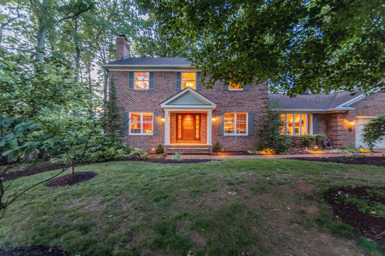 207 FAIRWAY DR, HARRISONBURG, Virginia 22802, 4 Bedrooms Bedrooms, ,3 BathroomsBathrooms,Residential,207 FAIRWAY DR,677224 MLS # 677224 207 FAIRWAY DR, HARRISONBURG, Virginia 22802, 4 Bedrooms Bedrooms, ,3 BathroomsBathrooms,Residential,207 FAIRWAY DR,677224 MLS # 677224