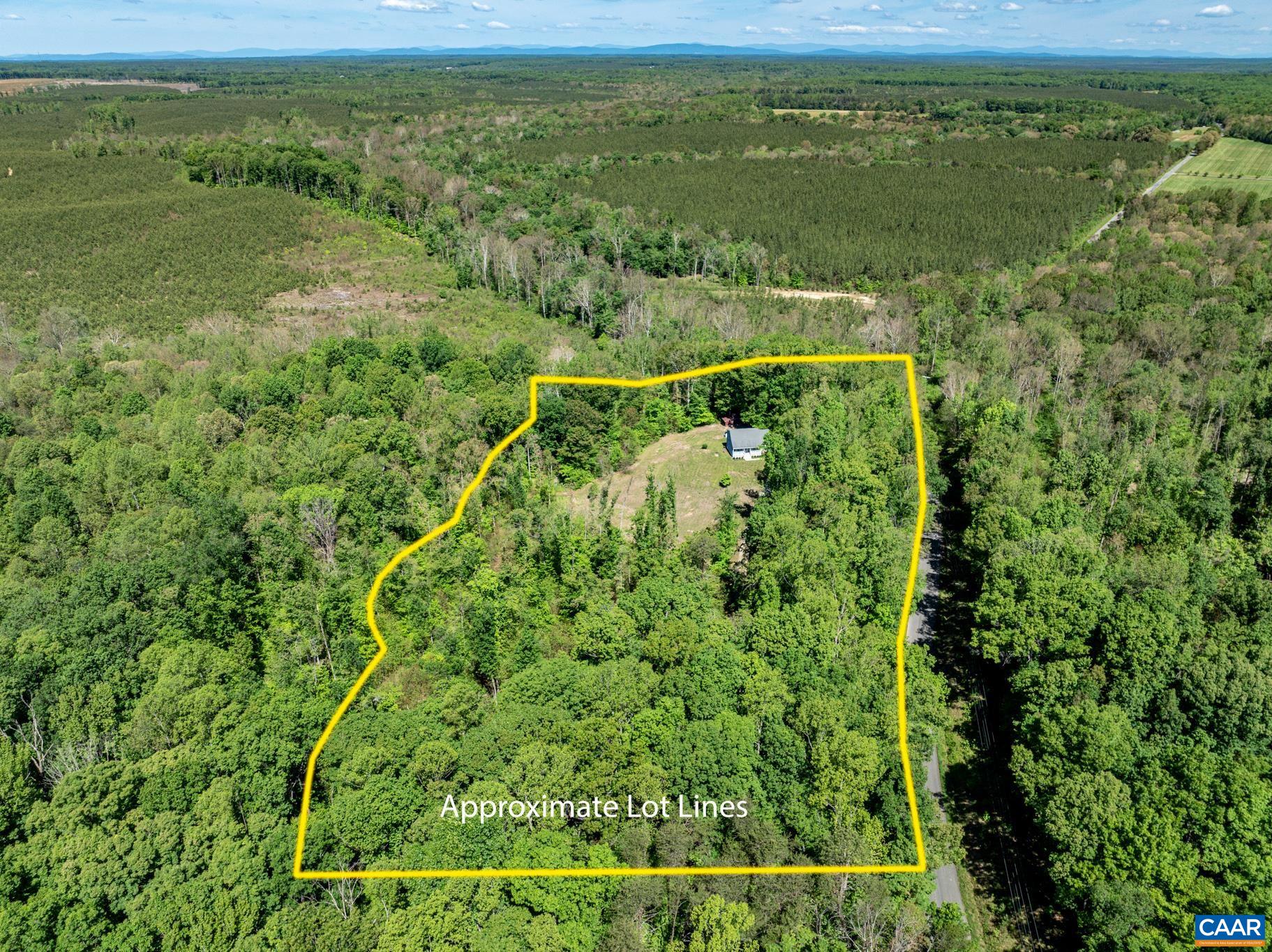 4739 E OLD MOUNTAIN RD, LOUISA, Virginia 23093, 3 Bedrooms Bedrooms, ,2 BathroomsBathrooms,Residential,4739 E OLD MOUNTAIN RD,677297 MLS # 677297