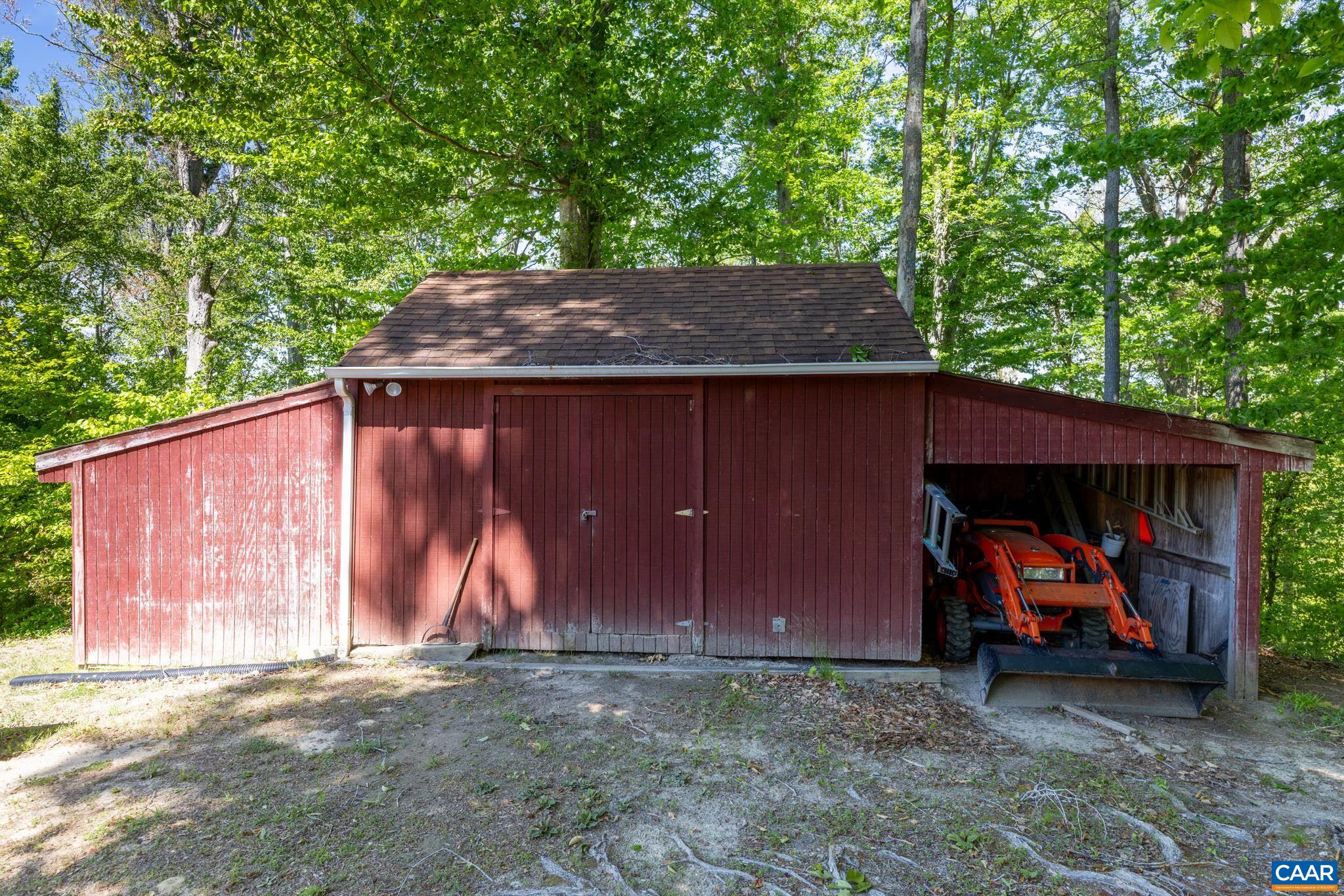 4739 E OLD MOUNTAIN RD, LOUISA, Virginia 23093, 3 Bedrooms Bedrooms, ,2 BathroomsBathrooms,Residential,4739 E OLD MOUNTAIN RD,677297 MLS # 677297