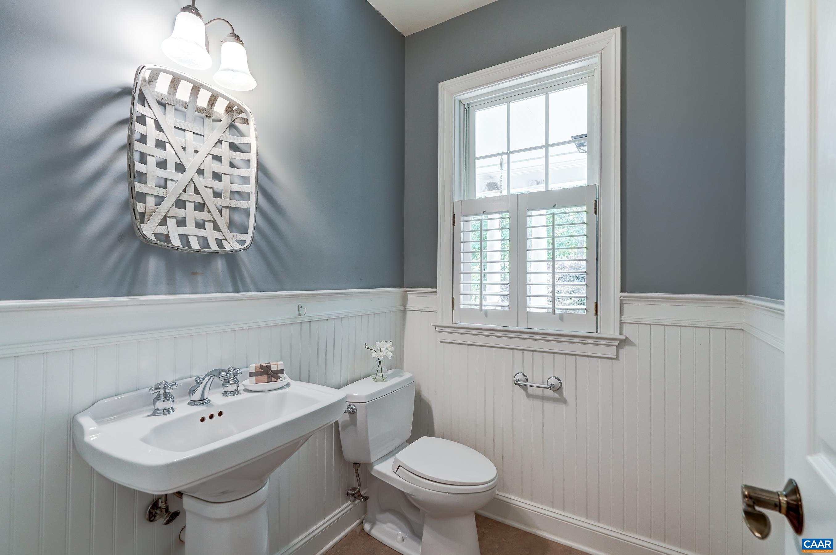Powder room